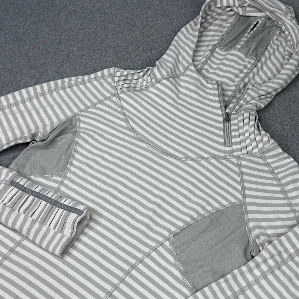 Lululemon Run Back On Track Long Sleeve Pullover Women Sz 6 Striped Running